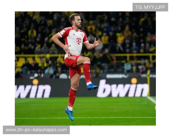 凯恩中距离抽射让球迷惊叹