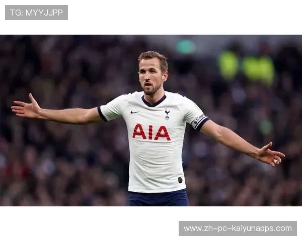 凯恩短距离加速完成极具质量的低射，热刺差点再次得手